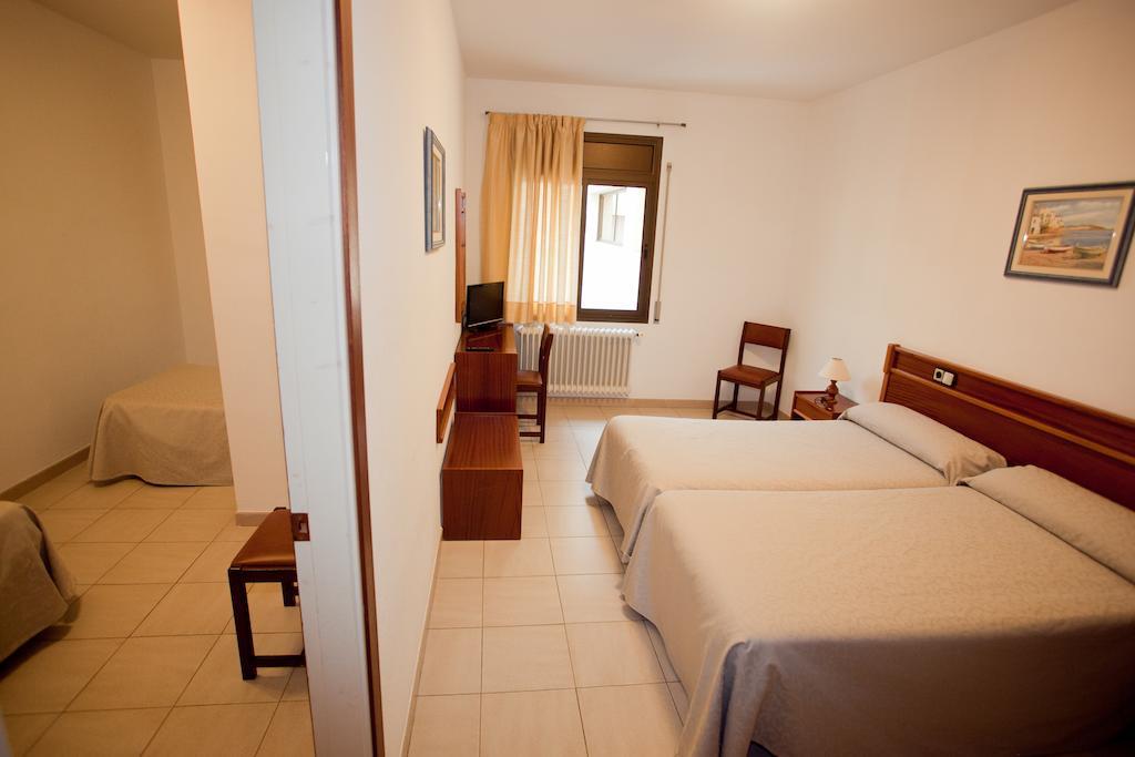 Hotel Beri Llança Δωμάτιο φωτογραφία