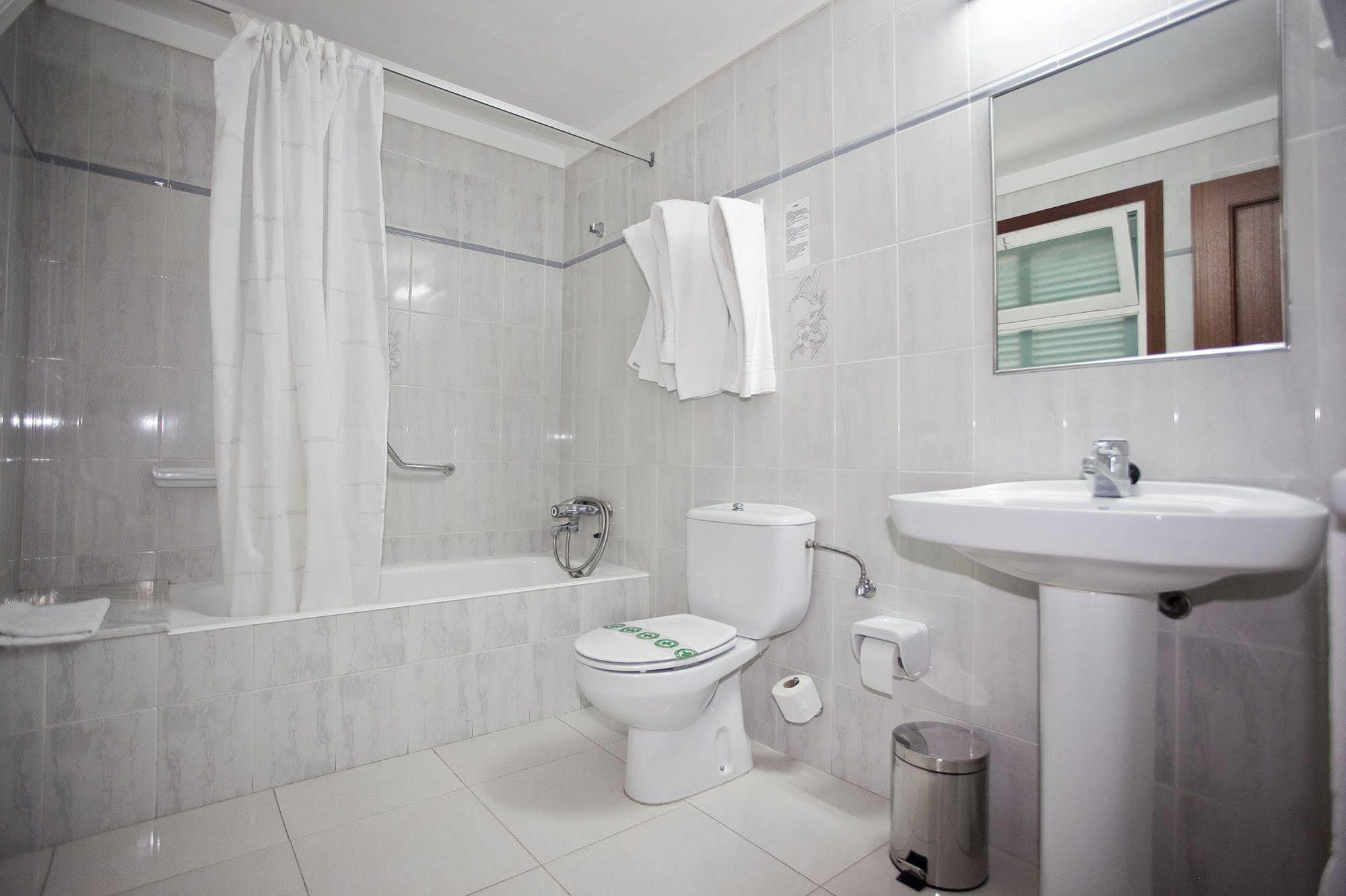 Hotel Beri Llança Εξωτερικό φωτογραφία